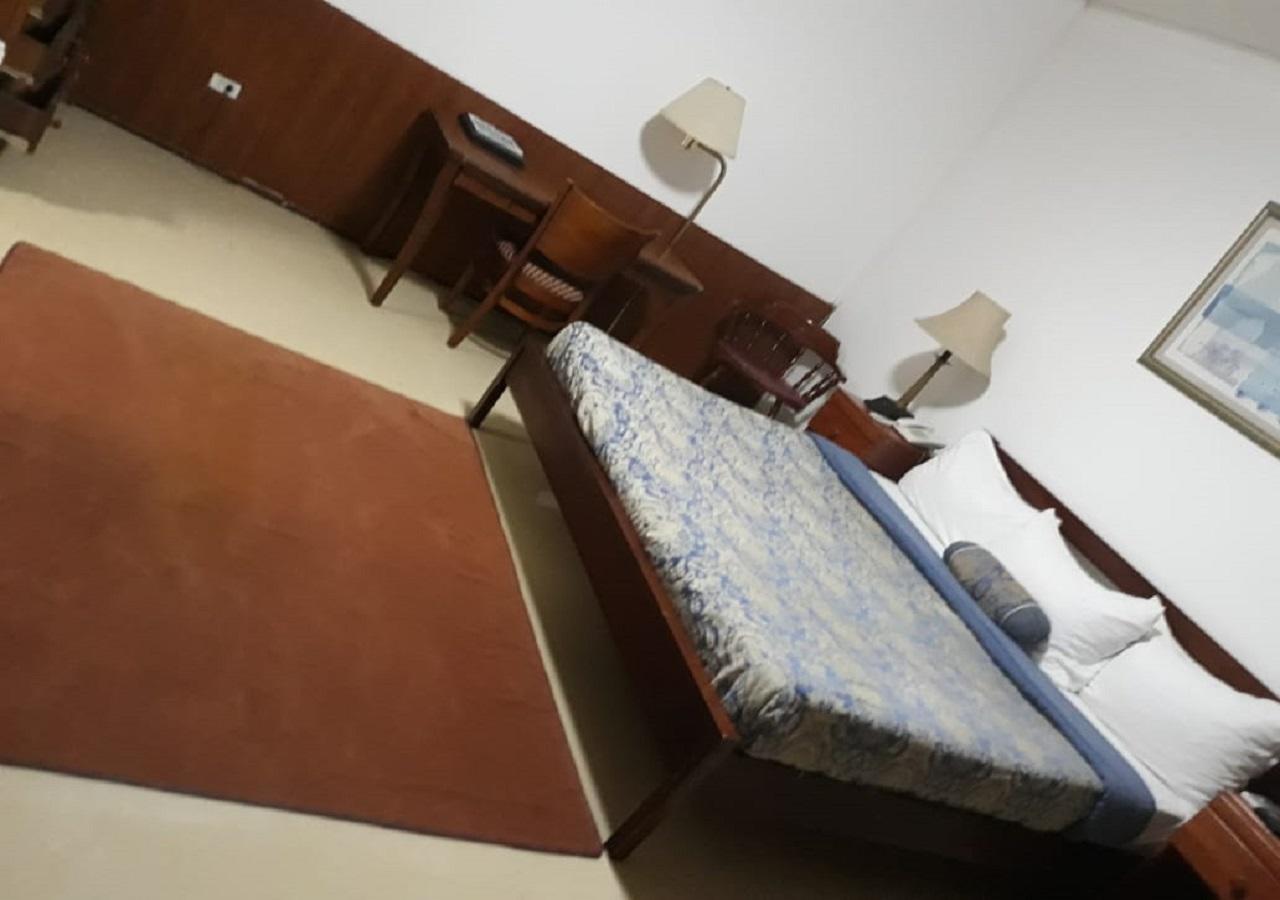 Embassy Suites Hotel Monrovia Eksteriør bilde